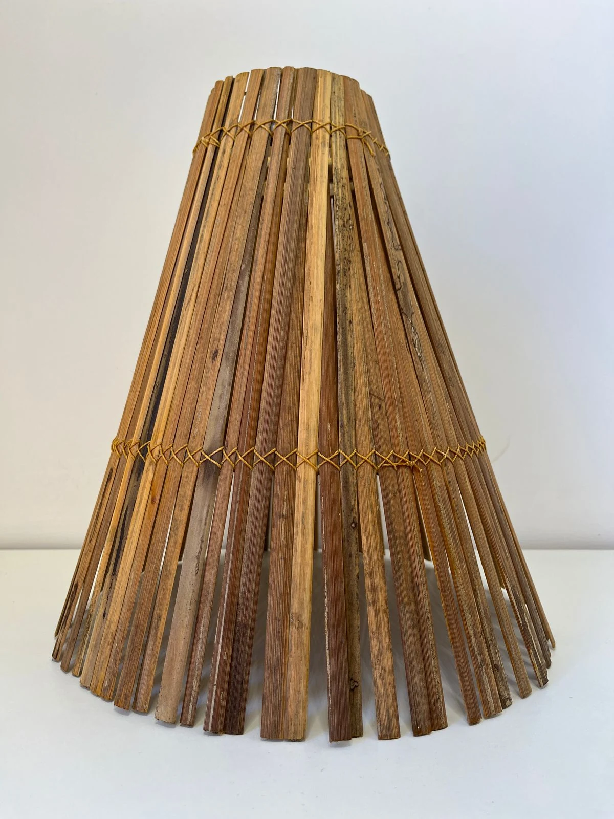 Pendente Cone Alto (saia)